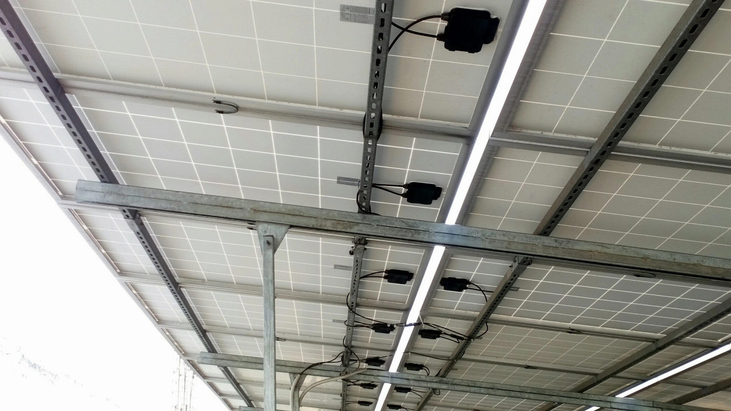 cách lắp pin năng lượng mặt trời